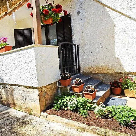 Appartement One-Bedroom Apartment In Porec/Istrien 10087 *